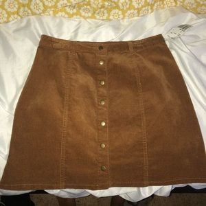 NEW FOREVER 21 skirt